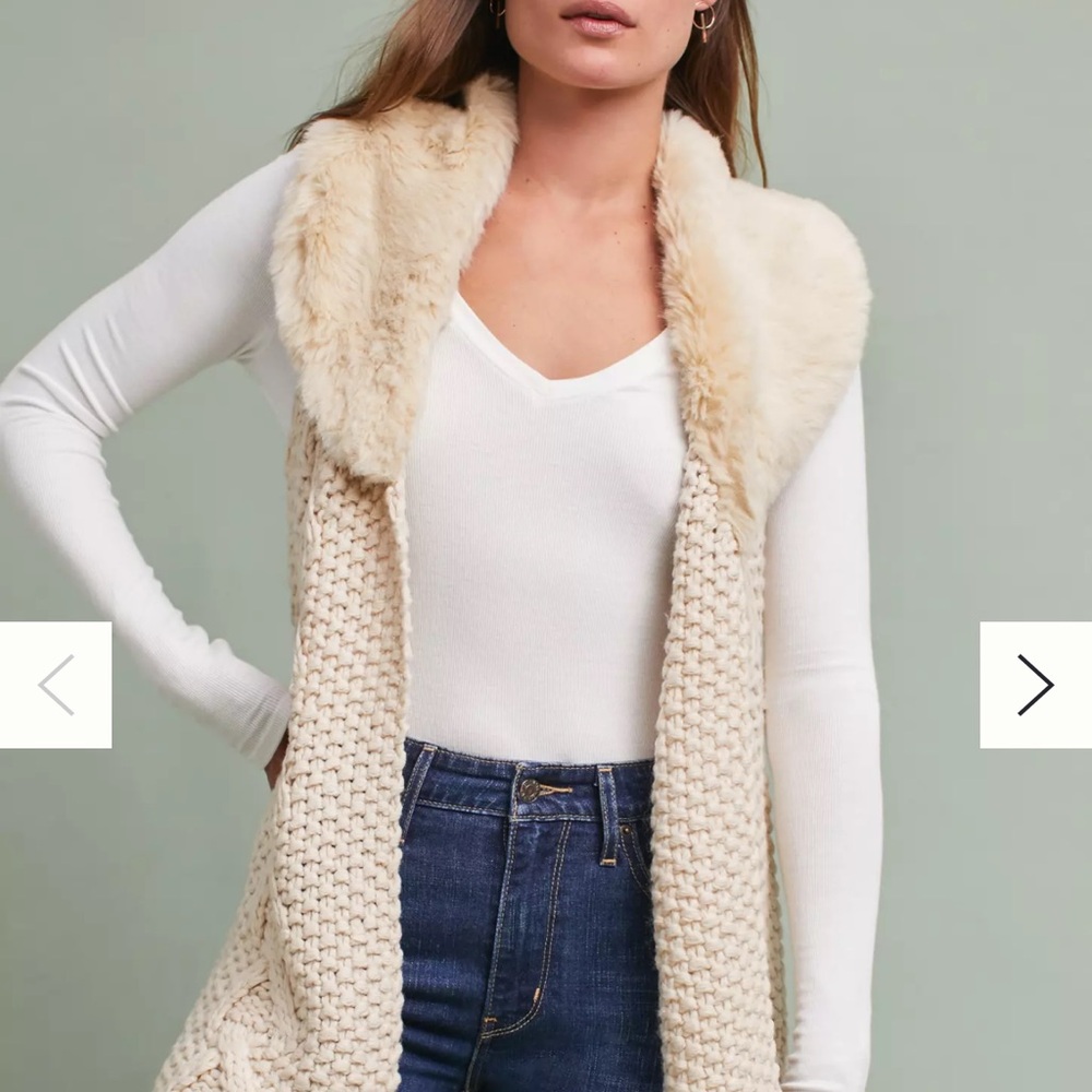 Anthropologie Lili’s Closet Cream Cable Knit Sweater Vest with Faux Fur Collar